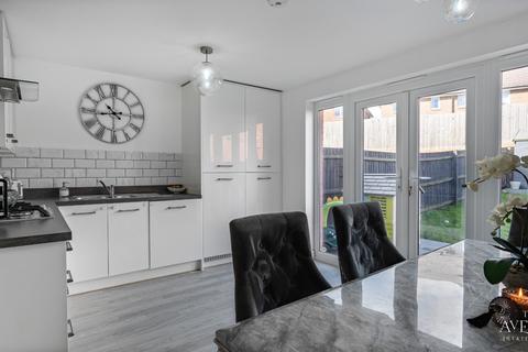 35 Cheddleton Close, Amington, Tamworth, B77 4FR