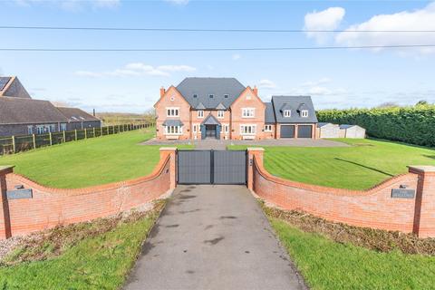 6 bedroom detached house for sale, The Willows, Fen Road, Ruskington, Sleaford, NG34