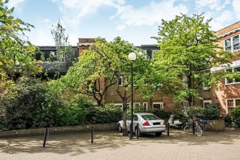 4 bedroom house to rent, Filigree Court London SE16