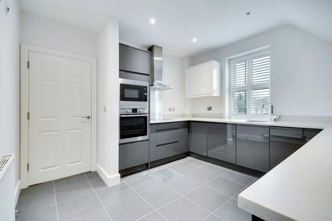 2 bedroom flat for sale, New London Road, Old Moulsham, Chelmsford