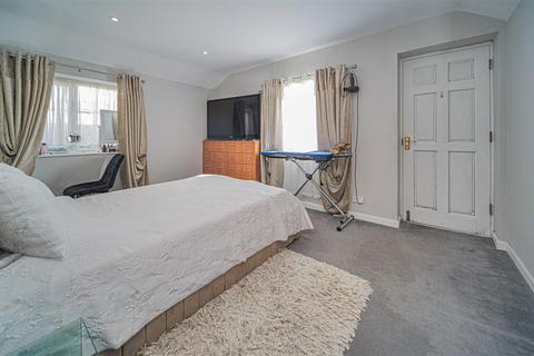 259 The Common, Holt, Trowbridge, BA14 6QL