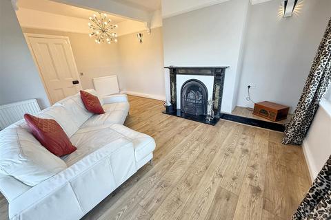 2 bedroom end of terrace house for sale, St. Agnes Terrace, Ryton