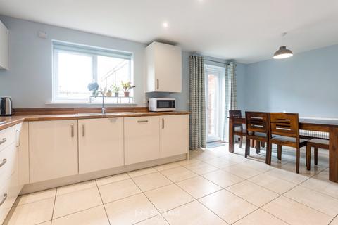 18 Bartholomew Close, Edwalton, Nottingham, NG12 4HL