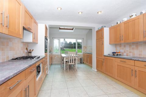 4 bedroom detached house for sale, England Road North, Caernarfon, Gwynedd, LL55