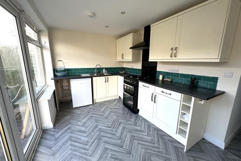 3 bedroom semi-detached house for sale, Waverley Lane, Burton-on-Trent, DE14