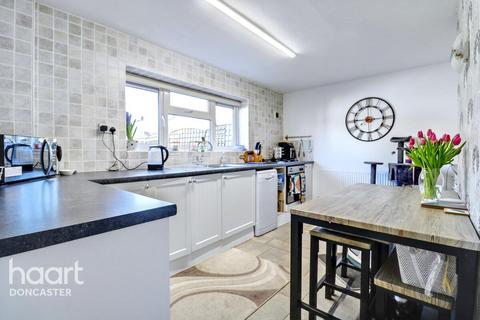 7 Grasmere Road, Carcroft, Doncaster, DN6 8QQ