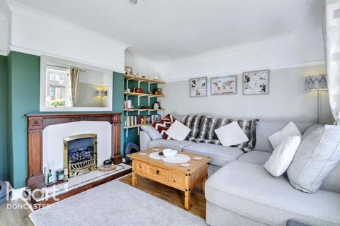 7 Grasmere Road, Carcroft, Doncaster, DN6 8QQ