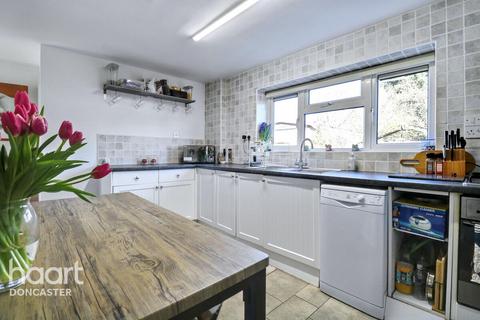 7 Grasmere Road, Carcroft, Doncaster, DN6 8QQ