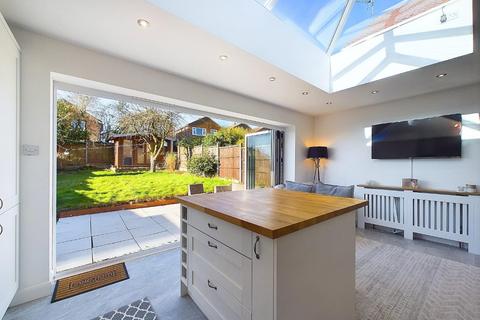 105 Belper Lane, Belper, DE56 2UH