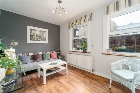 1 bedroom flat for sale, Fairfield West, Kingston upon Thames, Surrey, KT1