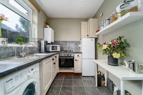 1 bedroom flat for sale, Fairfield West, Kingston upon Thames, Surrey, KT1