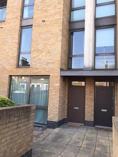 2 bedroom terraced house to rent, Annandale Road, London SE10