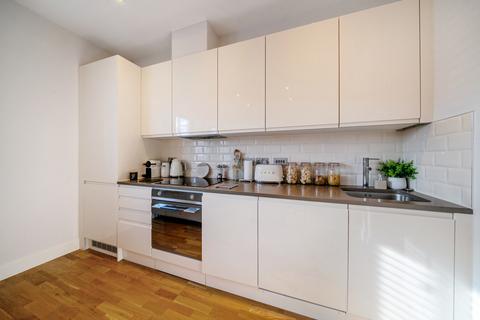 1 bedroom apartment for sale, Maybury Close, Frimley, Camberley, Surrey, GU16