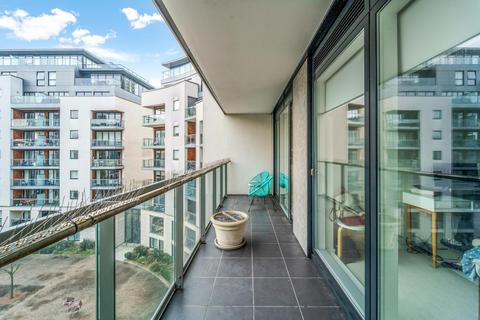 1 bedroom apartment to rent, Hyperion Tower, Pump House Crescent, Brentford, TW8