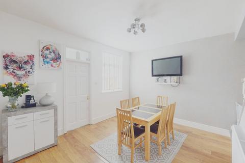 3 bedroom end of terrace house for sale, Marlbrook Drive, Westhoughton, BL5