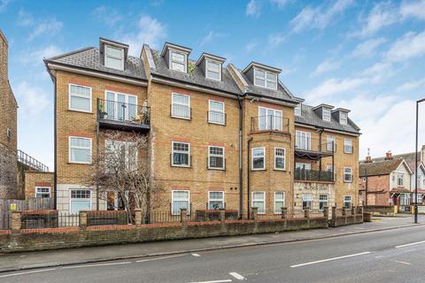 2 bedroom flat for sale, Windmill Road, Brentford TW8