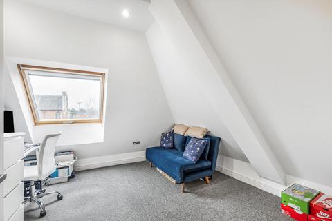 Flat 18, Mill Cross Court Windmill Road, Brentford, TW8 9NA