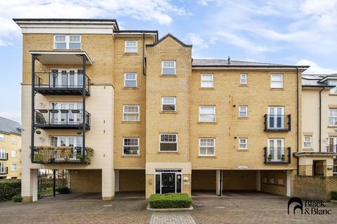 3 bedroom apartment for sale, Barbican Court, 37 Renwick Drive, Bromley, BR2