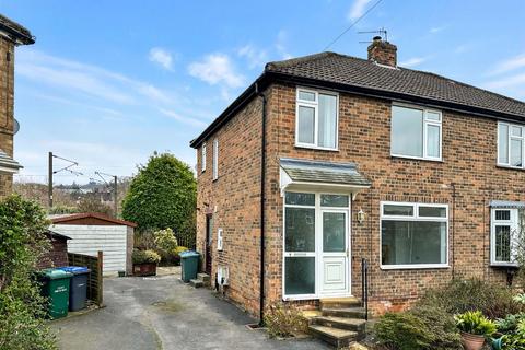 3 bedroom semi-detached house to rent, Grange Close, Ilkley