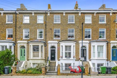 5 bedroom terraced house for sale, Eastlake Rd, London, SE5