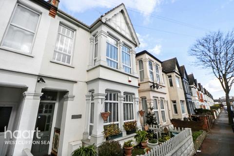 3 bedroom terraced house for sale, Rayleigh Avenue, Westcliff-On-Sea