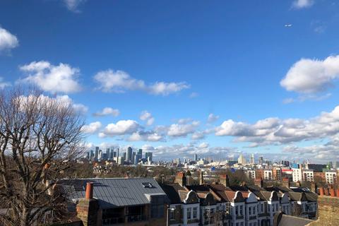 45 Bramshot Avenue, London, SE7 7HX