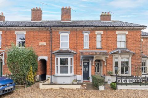 3 bedroom terraced house for sale, Park Road, Dereham