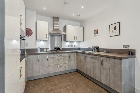 Flat 3/1, 1 Alexander Grove, Bearsden, Glasgow, G61 3EE