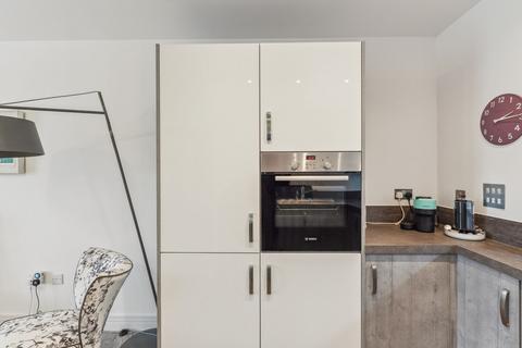 Flat 3/1, 1 Alexander Grove, Bearsden, Glasgow, G61 3EE
