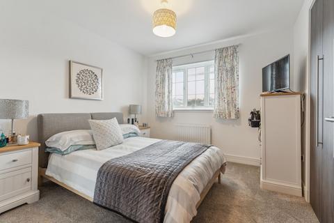 Flat 3/1, 1 Alexander Grove, Bearsden, Glasgow, G61 3EE