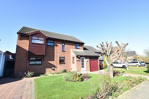 4 bedroom detached house for sale, Tonnant Way, Grimsby DN34