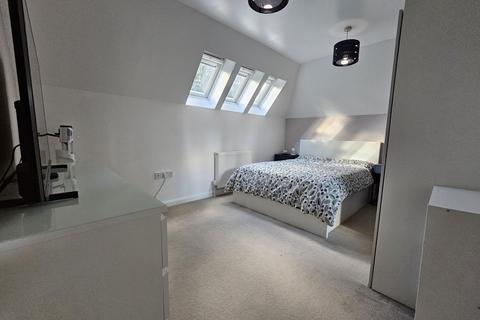 6d Fleet Road, Fleet, GU51 4QG