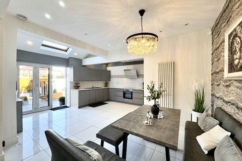 4 bedroom detached house for sale, Kiln Lane, Eccleston