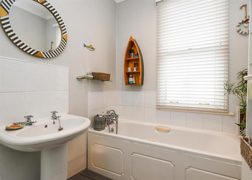 53 Finchfield Road - Bathroom Rev A.jpg