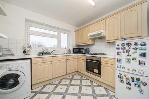 2 bedroom flat for sale, Gloucester Road, Kingston Upon Thames KT1