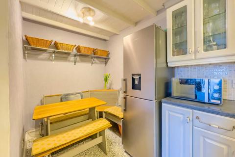 101 Edge Junction, Dewsbury, WF12 0PY