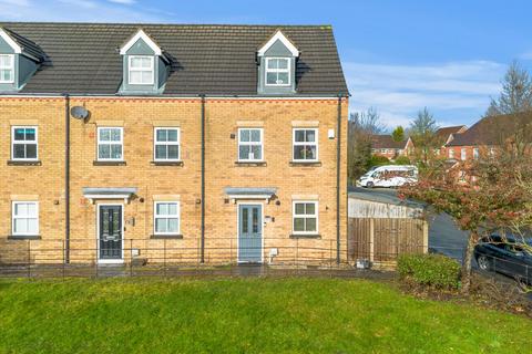 3 bedroom end of terrace house for sale, Southwold Crescent, Great Sankey, WA5