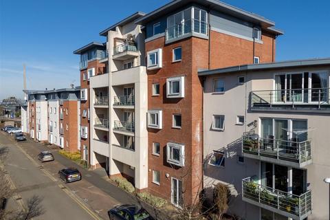 2 bedroom apartment for sale, Coxhill Way, Aylesbury HP21