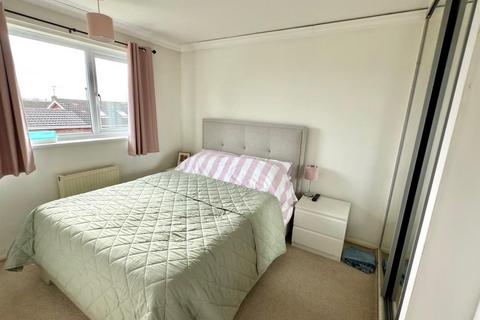 4 Brampton Grove, Lowestoft, NR32 4RU