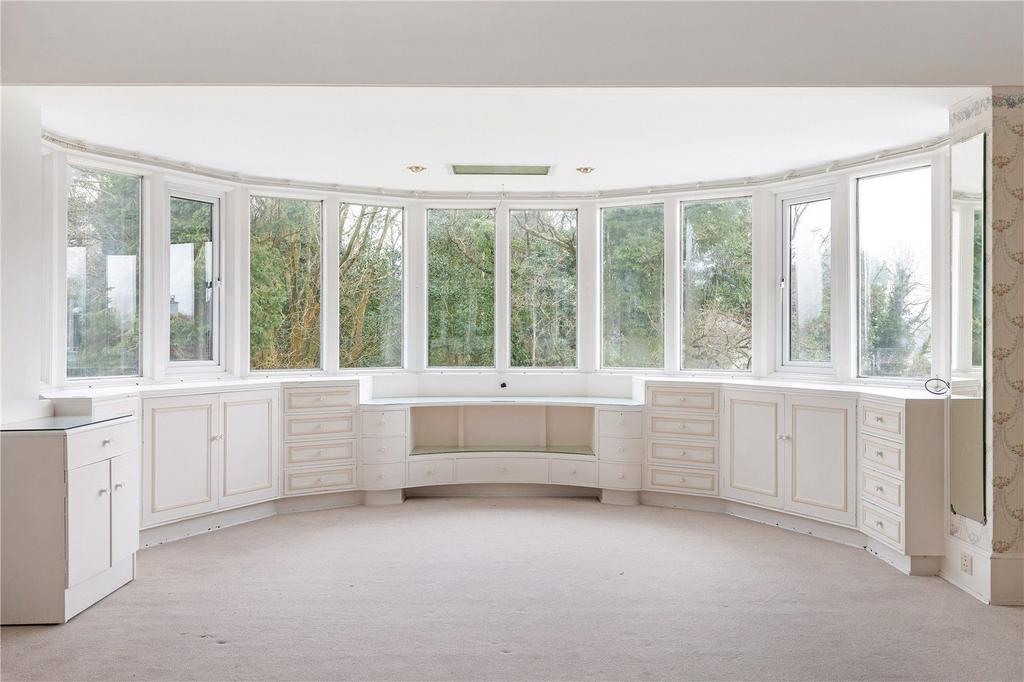 Principal Bedrom