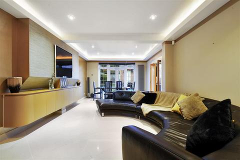 6 bedroom detached house for sale, Barnhill Estate, Wembley