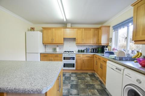 4 bedroom detached house for sale, 42 Scarletts Well Park, Bodmin, PL31 2RF