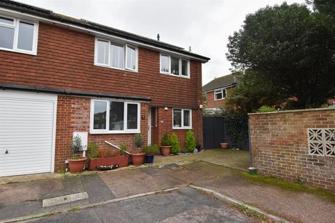 Asten Close, St. Leonards-On-Sea