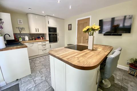 2 bedroom semi-detached house for sale, Orchard Grove, West Didsbury, Manchester, M20