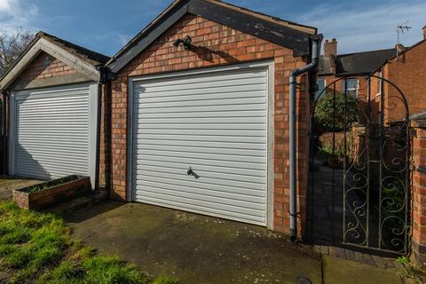 4 bedroom terraced house for sale, Brownlow Street, Leamington Spa