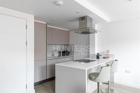 1 bedroom apartment to rent, Britton Street, London, EC1M