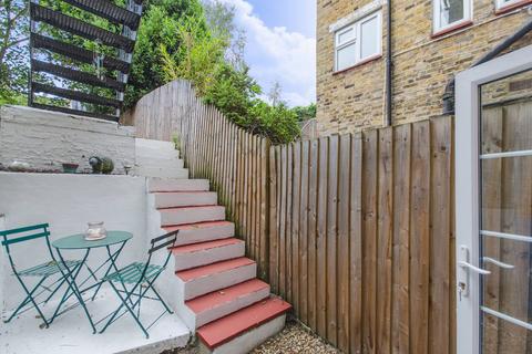 28b Combedale Road, London, SE10 0LG