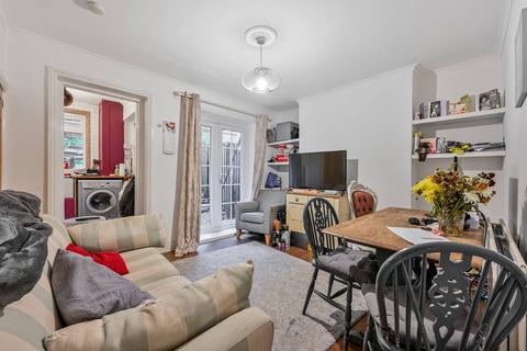 28b Combedale Road, London, SE10 0LG