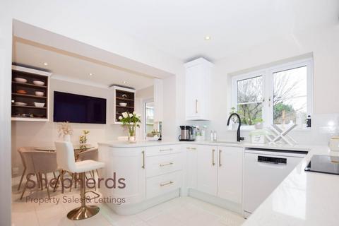 undefined, Norwood Road, Cheshunt EN8