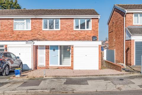 3 bedroom semi-detached house to rent, Wenlock Drive, Bromsgrove, Worcestershire, B61